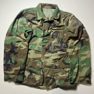 Army Jacket Mens Medium Camouflage Button Up Pockets USMC Long Sleeve